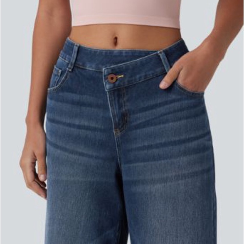 NWOT HalaraFlex Asymmetric mid-rise Jeans with pockets in Dark Blue Wash - Picture 6 of 10